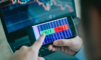 北向资金截止12月20日10时16分净流出超20亿元